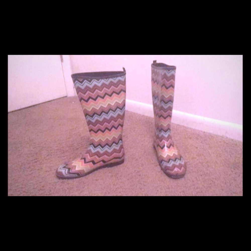 Rain boots